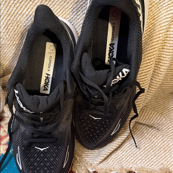 Hoka Men's Black and White Running Shoes - Picture 6 of 8